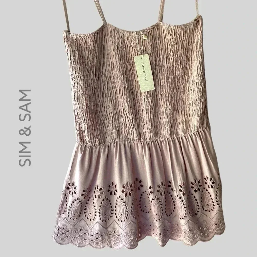 NWT | BOHO PEASANT TOP EYELET LACE SPAGHETTI STRAP LILAC | SIZE: EXTRA LARGE